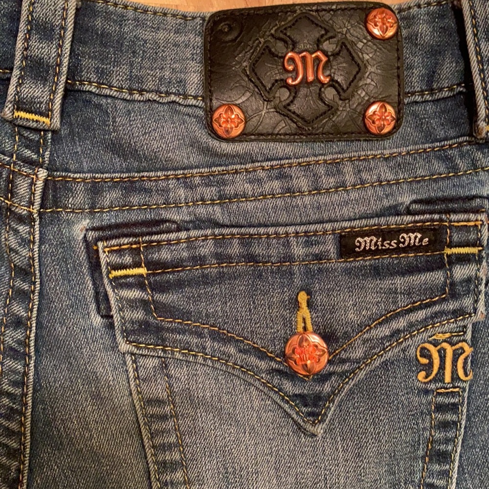 Women’s Miss Me Jeans - Picture 6 of 10